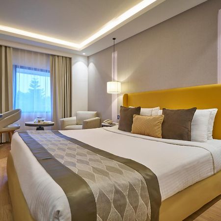 Hotel Hindusthan International, Bhubaneswar Dış mekan fotoğraf